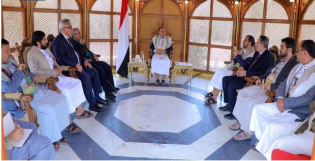 الرئيس المشاط يزوّد الوفد الوطني بالتعليمات المطلوبة لتحقيق مطالب الشعب اليمني